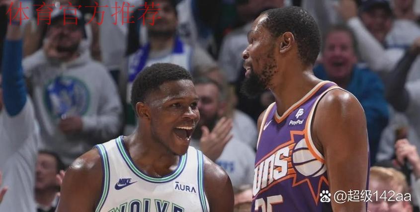 莫兰特半场6投3中,罚球1中1得到7分2篮板2助攻1抢断1盖帽 莫兰特半场6投3中,罚球1中1得到7分2篮板2助攻1抢断1盖帽